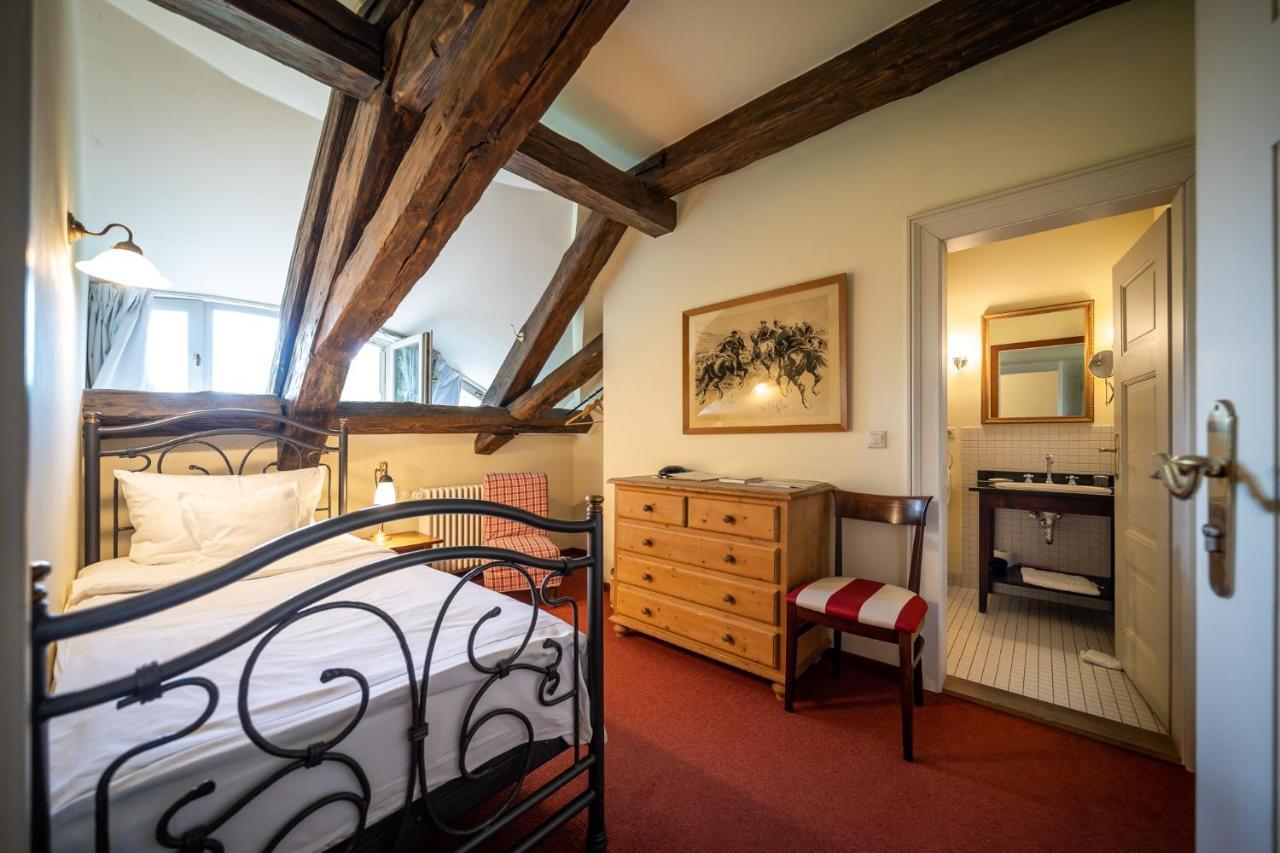 Romantik Hotel Gutshaus Ludorf Esterno foto