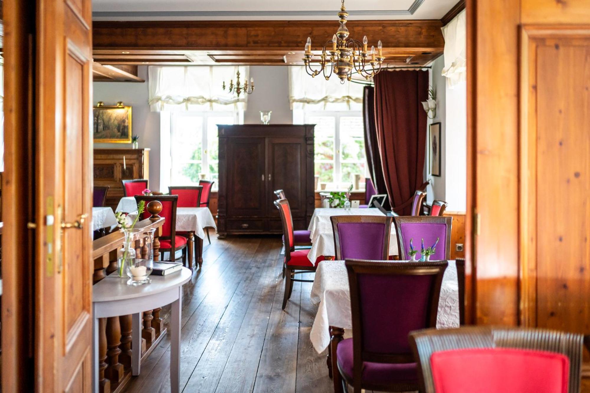 Romantik Hotel Gutshaus Ludorf Esterno foto